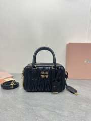 Uubags | Miu Miu Arcadie matelassé nappa leather bag in black 13x19x6cm - 1