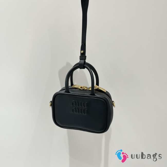 Uubags | Miu Miu leather micro bag in black 10.5x4cm - 1