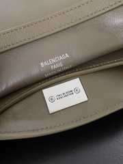 Uubags | Balenciaga Rodeo handbag in taupe smooth calfskin, silver hardware 29x20x10cm - 4