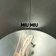 Uubags | Miu Miu satin slingback pumps in gold 5cm - 6