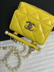 Uubags | Chanel Clutch With Strap Lambskin, Imitation Pearls & Gold-Tone Metal Yellow 12x11.5x8cm - 2