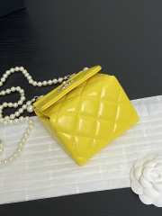 Uubags | Chanel Clutch With Strap Lambskin, Imitation Pearls & Gold-Tone Metal Yellow 12x11.5x8cm - 3