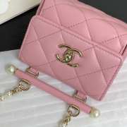 Uubags | Chanel Clutch With Strap Lambskin, Imitation Pearls & Gold-Tone Metal Pink 12x11.5x8cm - 3