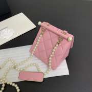 Uubags | Chanel Clutch With Strap Lambskin, Imitation Pearls & Gold-Tone Metal Pink 12x11.5x8cm - 5