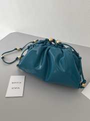 Uubags | Bottega Veneta mini pouch bag with patent leather in navy blue 23x13x5cm - 3