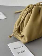 Uubags | Bottega Veneta Mini Pouch Clutch Bag In Beige 23x13x5cm - 2