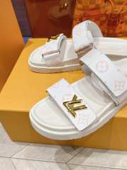 Uubags | Louis Vuitton 1AAW8H Bom Dia Flat Comfort Mules In White - 6