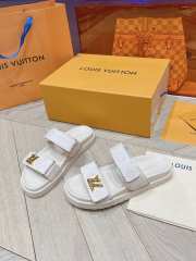 Uubags | Louis Vuitton 1AAW8H Bom Dia Flat Comfort Mules In White - 2