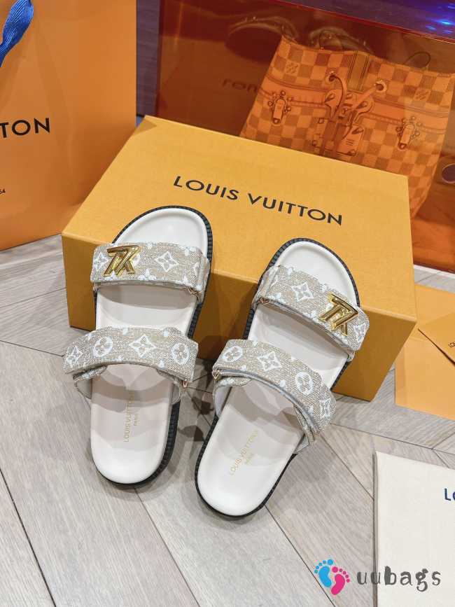 Uubags | Louis Vuitton 1AAW8H Bom Dia Flat Comfort Grey Mules With Denim Straps - 1