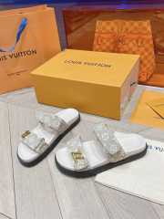 Uubags | Louis Vuitton 1AAW8H Bom Dia Flat Comfort Grey Mules With Denim Straps - 2