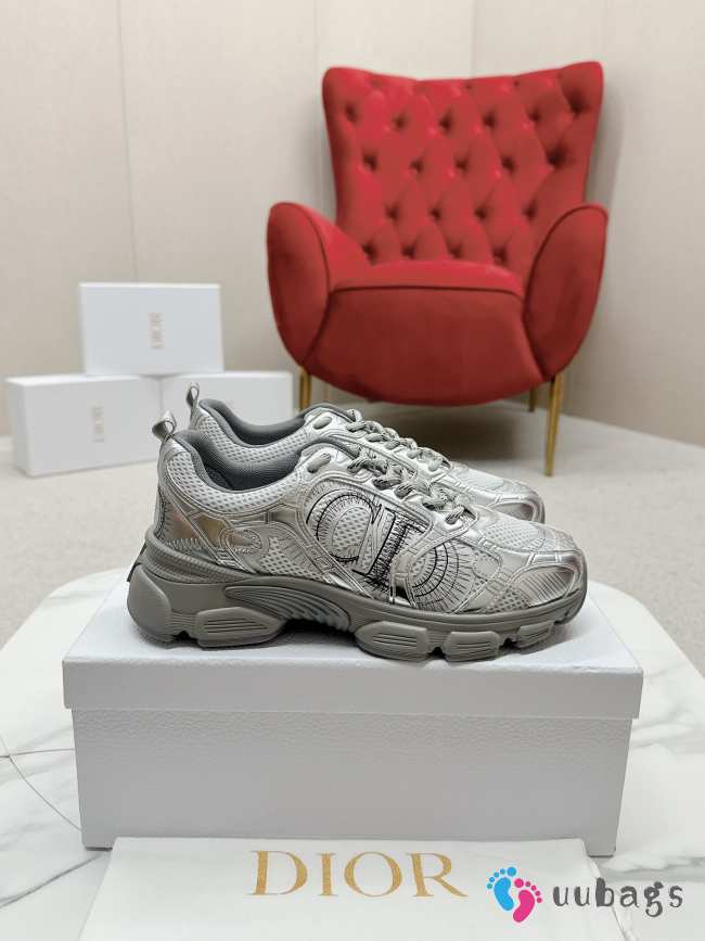 Uubags | Dior Chrono Sneaker Gray Mesh with Silver-Tone Laminated Leather-Effect Panels - 1