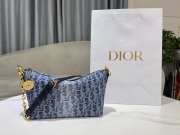 Uubags | Dior Oblique Diorstar hobo bag with chain denim in blue jacquard 28.5x14.5x10cm - 6