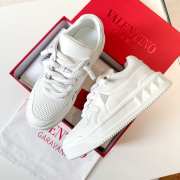 Uubags | Valentino Garavani One Stud XL low-top sneaker in perforated nappa leather in white 5cm - 1