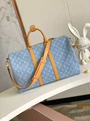 Uubags | Louis Vuitton M25334 Keepall Bandoulière bag in Sky Blue Denim 45x27x20cm  - 5