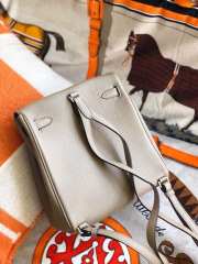 Uubags | Hermes Kelly Ado leather Togo backpack in grey with silver buckle 22cm - 6