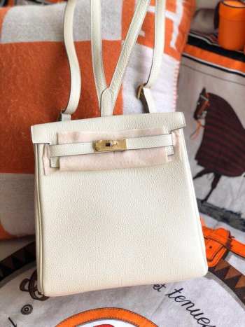 Uubags | Hermes Kelly Ado leather Togo backpack in white with gold buckle 22cm