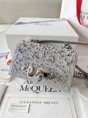 Uubags | Alexander McQueen Jewelled Satchel White crystal-embellished leather bag 18x12x6cm - 1