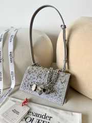 Uubags | Alexander McQueen Jewelled Satchel White crystal-embellished leather bag 18x12x6cm - 5