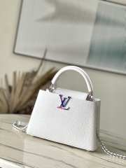 Uubags | Louis Vuitton M22054 Capucines BB Bag In White 27x18x9cm - 1