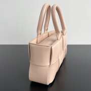 Uubags | Bottega Veneta Mini East-West Arco Tote Bag In Lotus 11x22x5.5cm - 2