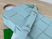 Uubags | Bottega Veneta Cassette Intreccio Crossbody Bag In Light Blue 23x15x5cm - 2