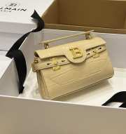 Uubags | Balmain B-Buzz 19 bag in beige crocodile-embossed calfskin 19x12x7.5cm - 4