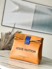 Uubags | Louis Vuitton M24578 Sandwich Bag 30x27x17cm - 1