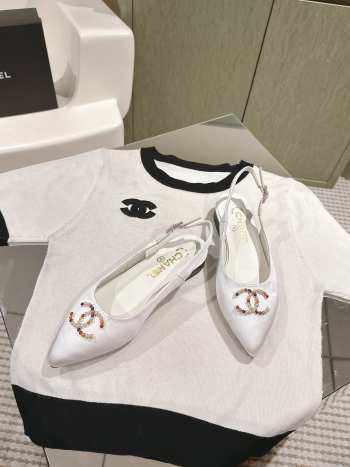 Uubags | Chanel Logo C Slingback Pumps In White 2.5cm/7.5cm