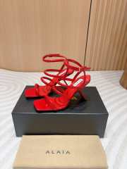 Uubags | Alaia high heels in red 9.5cm - 1