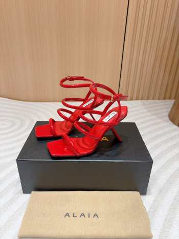 Uubags | Alaia high heels in red 9.5cm