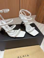 Uubags | Alaia high heels in white 9.5cm - 2