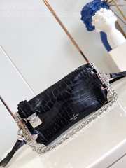 Uubags | Louis Vuitton M25445 Slim Trunk Crocodile Leather In Black 23x12x4cm - 1