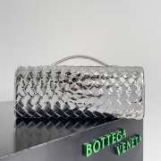 Uubags | Bottega Veneta Top handle Long Clutch Andiamo With Handle In Silver 13x31x3cm - 2