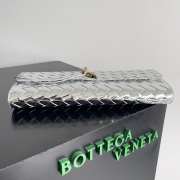 Uubags | Bottega Veneta Top handle Long Clutch Andiamo With Handle In Silver 13x31x3cm - 3