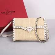 Uubags | Valentino Garavani Rockstud Small Leather-trimmed Metallic Bouclé Shoulder Bag In Ivory Gold - 5