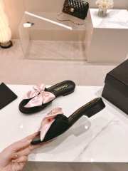 Uubags | Chanel bow slipper with small logo C in black/pink 1.5cm - 4