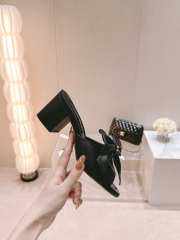 Uubags | Chanel bow slipper with small logo C in black 6cm - 2