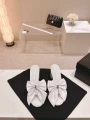 Uubags | Chanel bow slipper with small logo C in white 6cm - 6