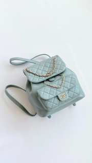 Uubags | Chanel Backpack Grained Shiny Calfskin & Gold-Tone Metal Light Blue 18x19x12cm - 1