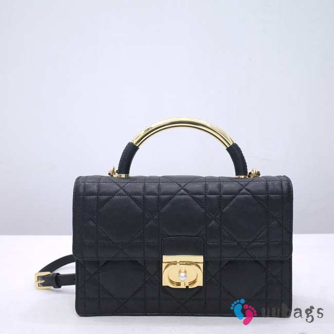 Uubags | Medium Dior Ange Bag Black Macrocannage Calfskin 25x16x8cm - 1