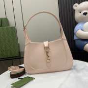 Uubags | Gucci Jackie mini bag in beige patent leather 27.5x19x4cm - 1