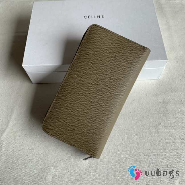 Uubags | Celine Large Zipped Wallet In Grained Calfskin Green 19x10x2cm - 1