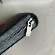 Uubags | Celine Large Zipped Wallet In Grained Calfskin Grey 19x10x2cm - 2