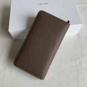 Uubags | Celine Large Zipped Wallet In Grained Calfskin Brown 19x10x2cm - 4