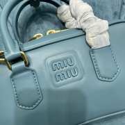 Uubags | Miu Miu Arcadie leather bag in blue 10.5x22x7.5cm - 4