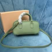 Uubags | Miu Miu Arcadie leather bag in green avocado 10.5x22x7.5cm - 2