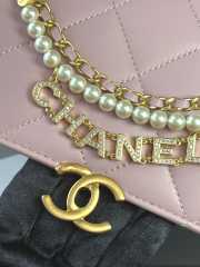 Uubags | Chanel 24A Pearl Chain Flap Bag Light Pink 20x7.5x15cm - 5