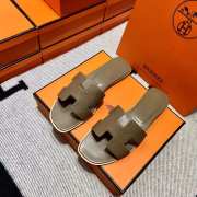 Uubags | Hermes Oran Sandal in Epsom Grey - 5