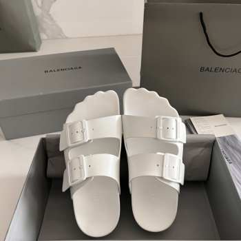 Uubags | Balenciaga Sunday buckled sandals in white