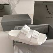 Uubags | Balenciaga Sunday buckled sandals in white - 4